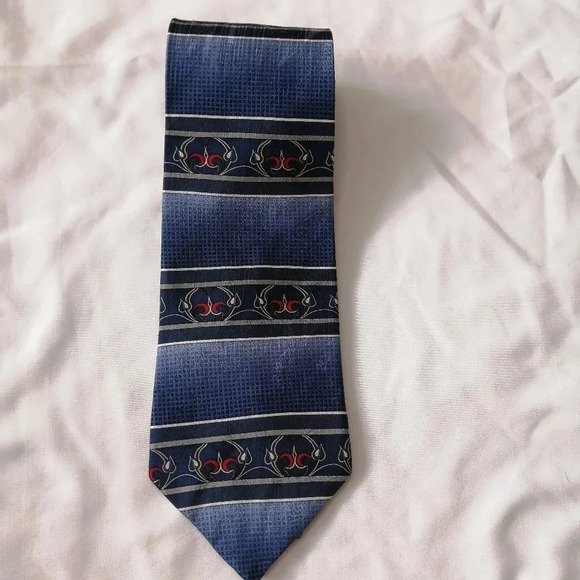 Vintage 80s Oscar de la Renta 100% Silk Blue Ombre and Red Patterned Tie - Picture 3 of 14